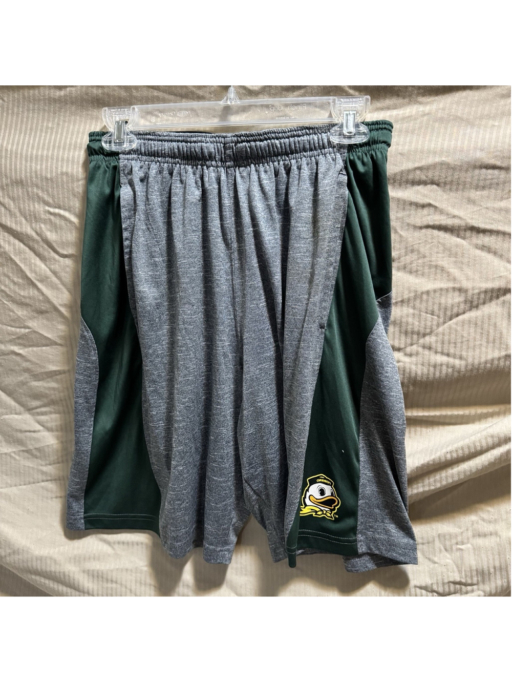 Oregon Ducks Vintage Grey & Green Shorts Men's Size Med Pockets Knights Apparel